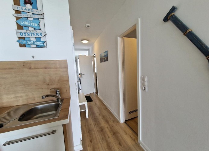 Flur mit Blick Richtung Schlafzimmer