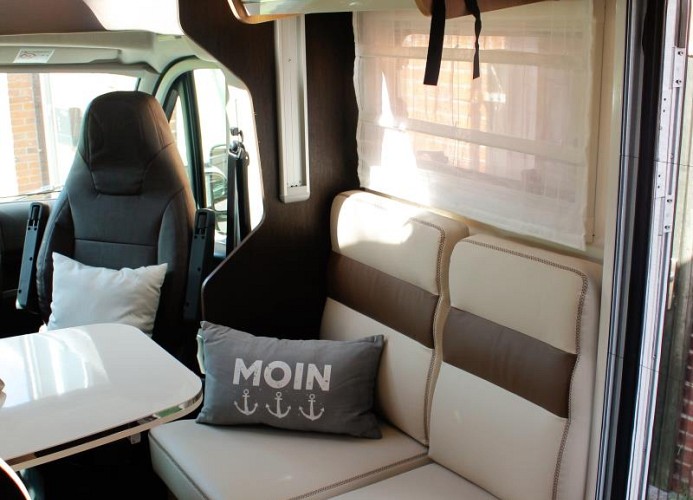 Wohnmobil FORSTER T 699 HB