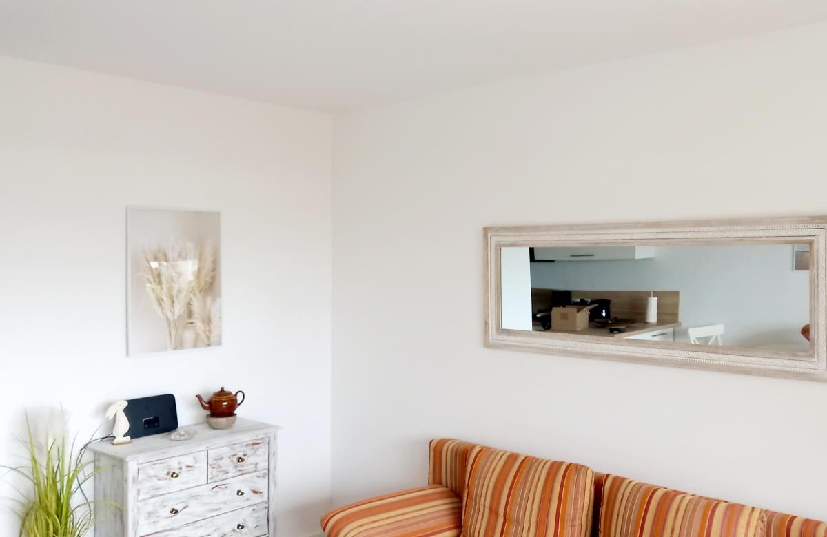 Wohnzimmer mit Schlafcouch