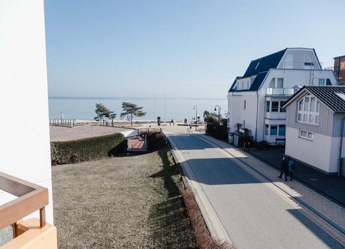 Ausblick im Winter vom Balkon
