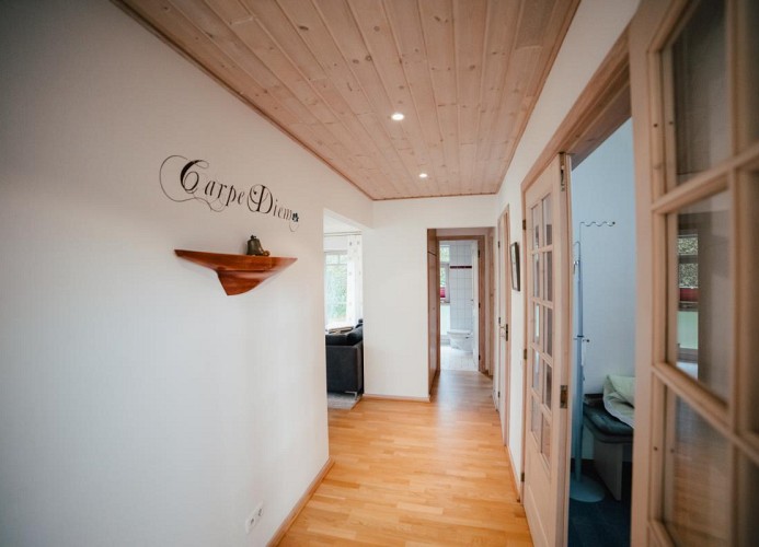 Flur EG Richtung G-WC