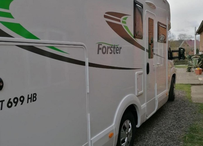Wohnmobil FORSTER T 699 HB