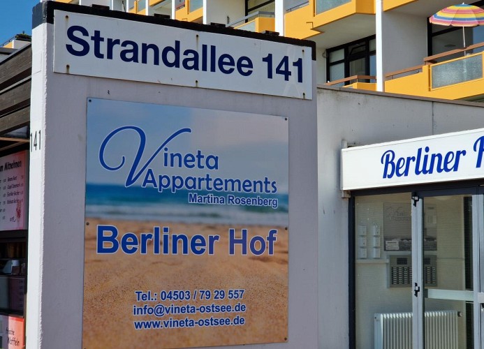 Eingang zum Büro im Berliner Hof