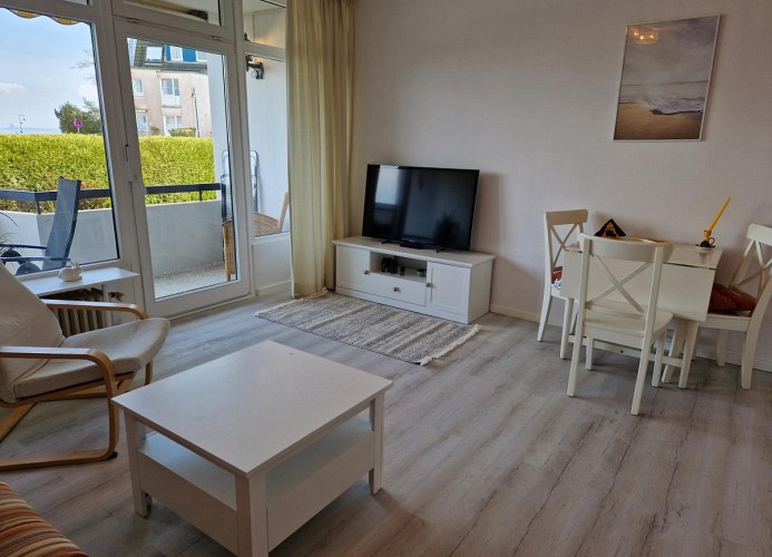 Tv und Essecke